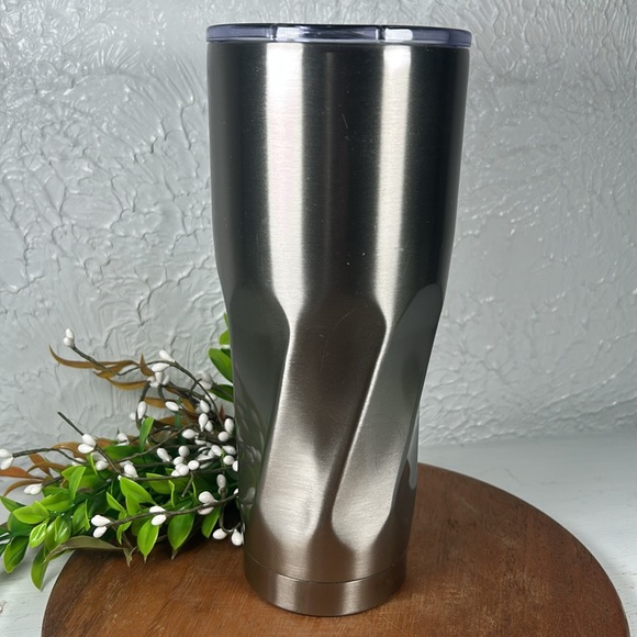 University of Michigan Stainless Steel 24oz Tumbler M logo Slide Close Lid NEW - Picture 3 of 14